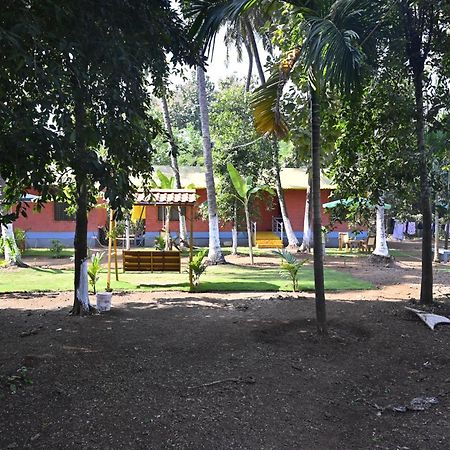 Amee'S Retreat Hotel Diveāgar Exterior foto